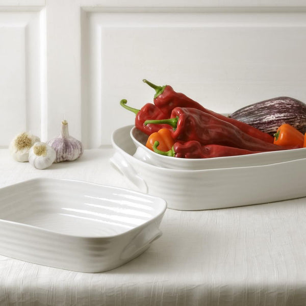 sophie_conran_white_3_piece_roasting_set_portmeirion_4_6cbfbcd3-2b65-4918-9e5f-7e2ea34b19de_600x.jpg