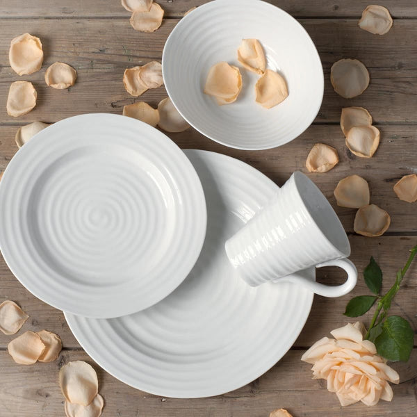 sophie_conran_white_with_peach_petals_1_600x.jpg